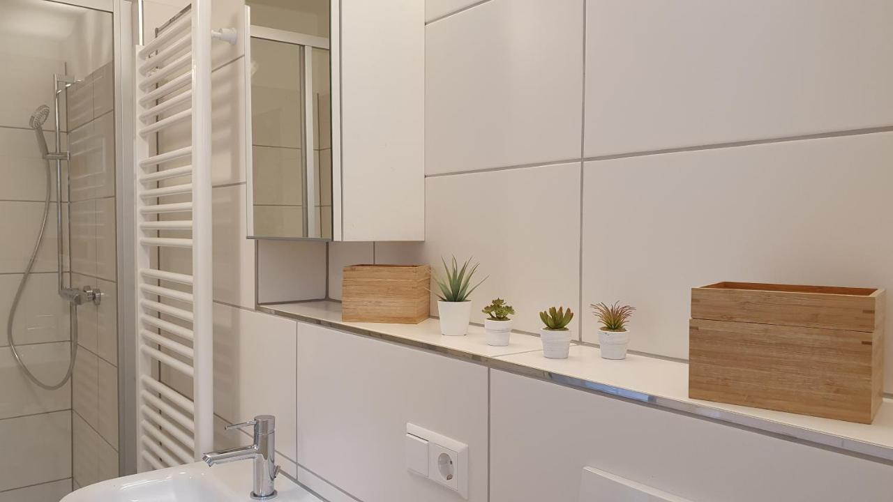 Pineapple Apartments Dresdner Heide Mit Garten Dresde Extérieur photo