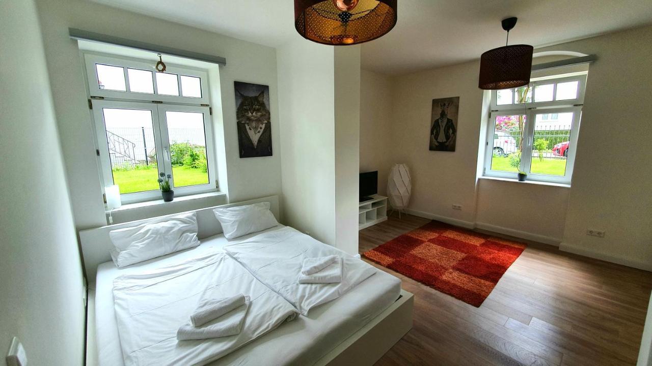 Pineapple Apartments Dresdner Heide Mit Garten Dresde Extérieur photo
